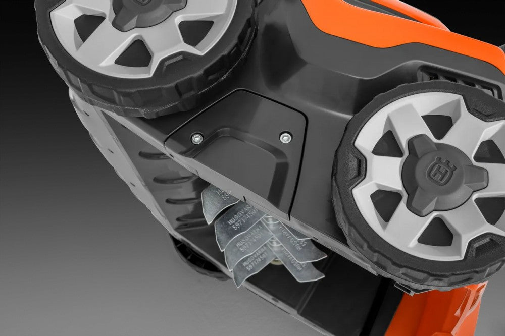 Husqvarna S 138C elektromos gyepszellőztető