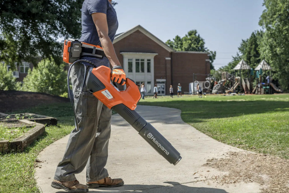 Husqvarna 530iBX akkus levélfújó