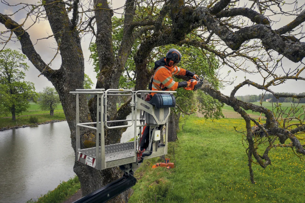 Husqvarna 540 XP® Mark III munka közben