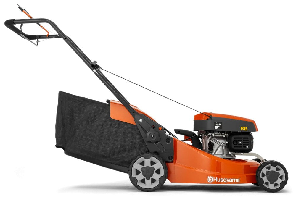 Husqvarna LC 247S benzines fűnyíró