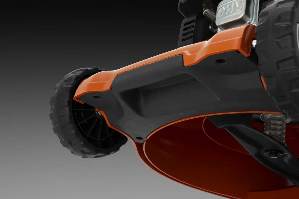 Husqvarna LC 247S benzines fűnyíró