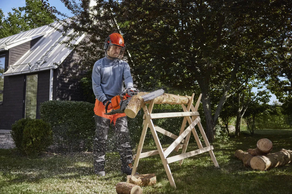 Husqvarna 240i akkus láncfűrész 14"