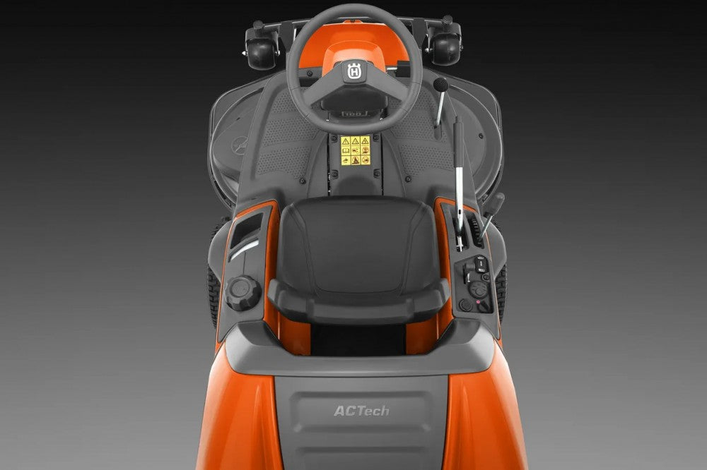 Husqvarna RC 320Ts AWD rider fűnyíró traktor - vágóasztal nélkül