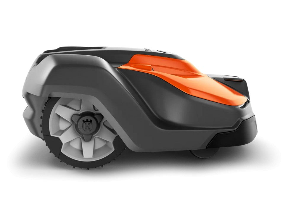 Husqvarna AUTOMOWER 550 EPOS robotfűnyíró hátulról