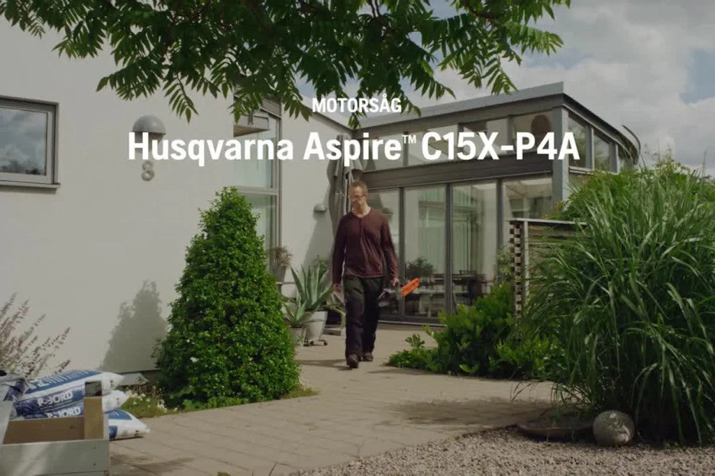 Husqvarna Aspire™ C15X Akkumulátoros Láncfűrész háttér nélkül