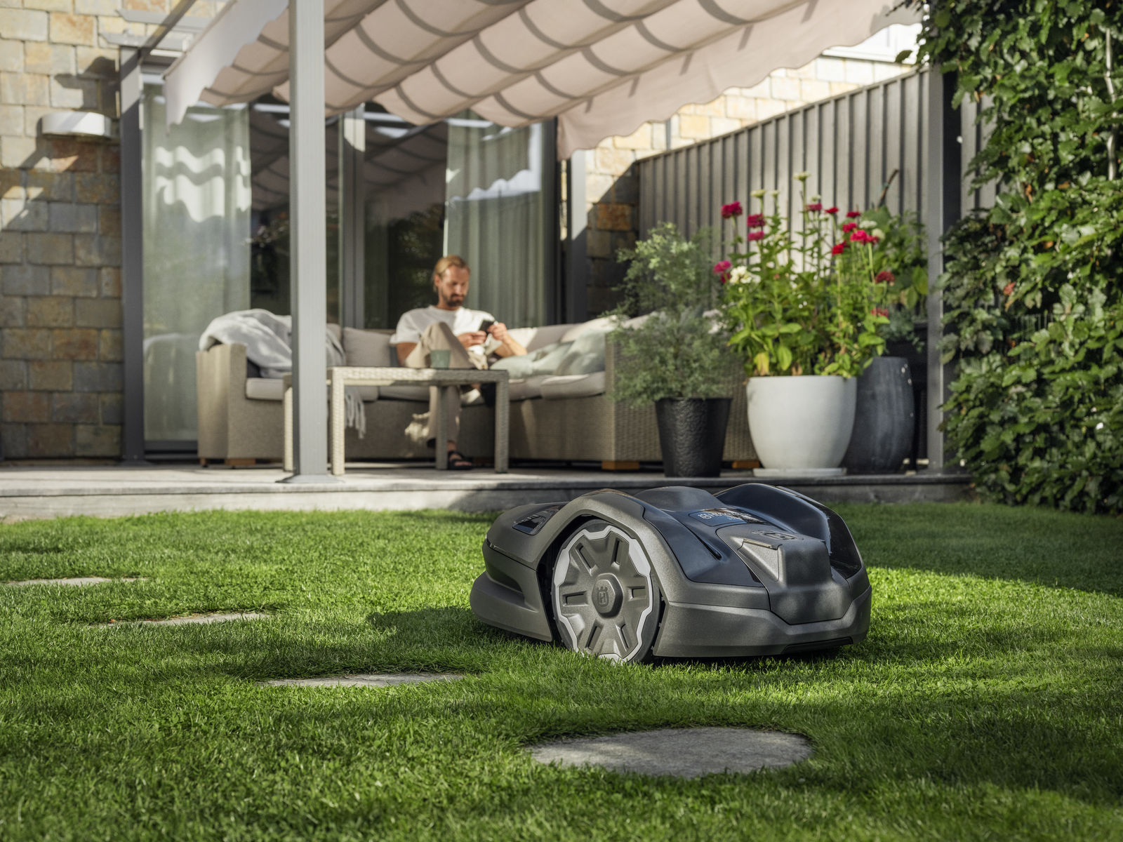 Husqvarna 305E NERA robotfűnyíró