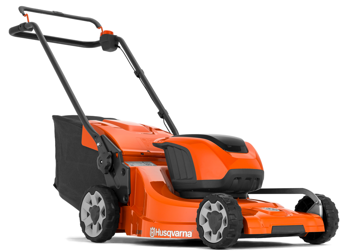 Husqvarna LC 247i fűnyíró elölnézetből