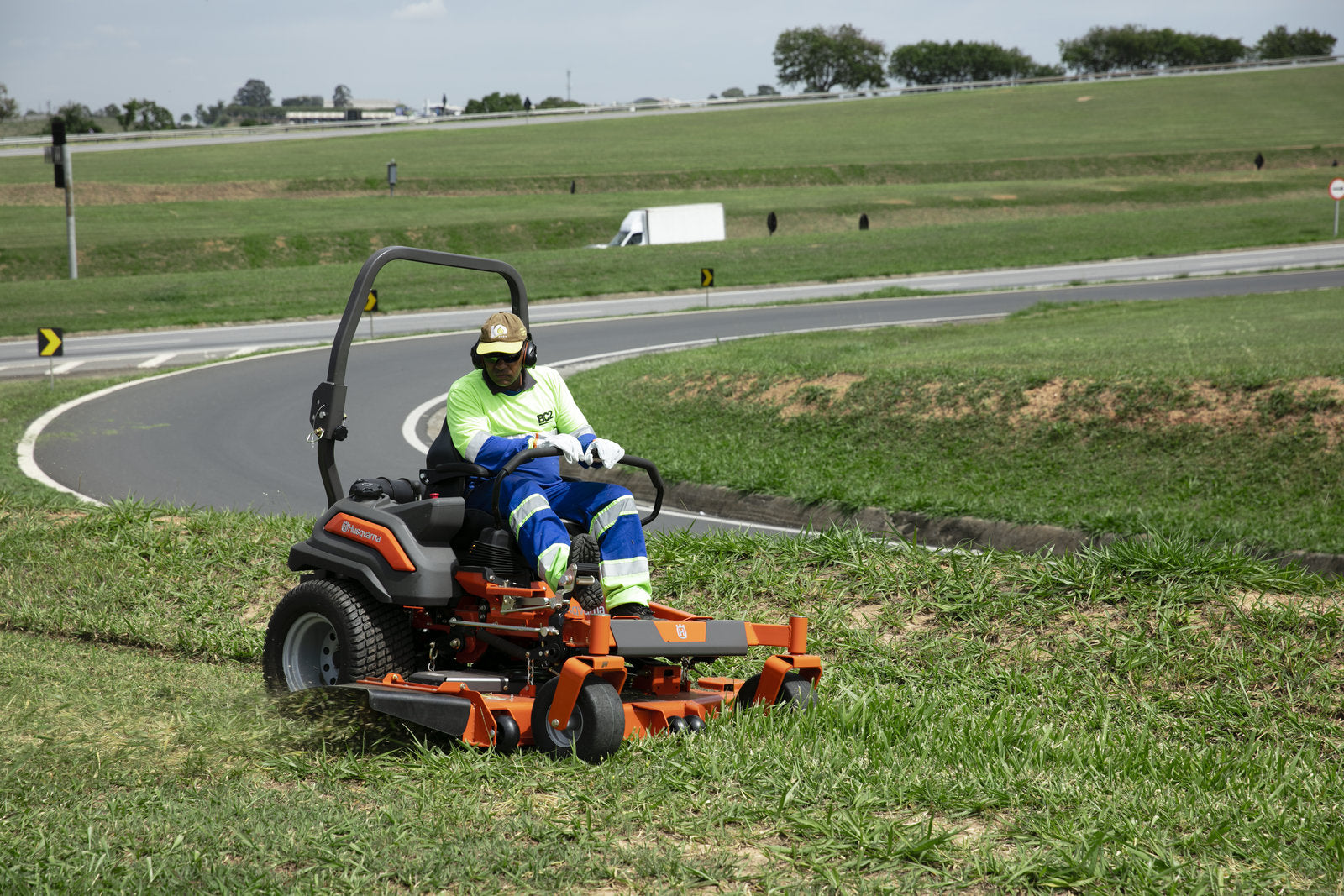 Husqvarna Z560X Zero Turn kerti traktor