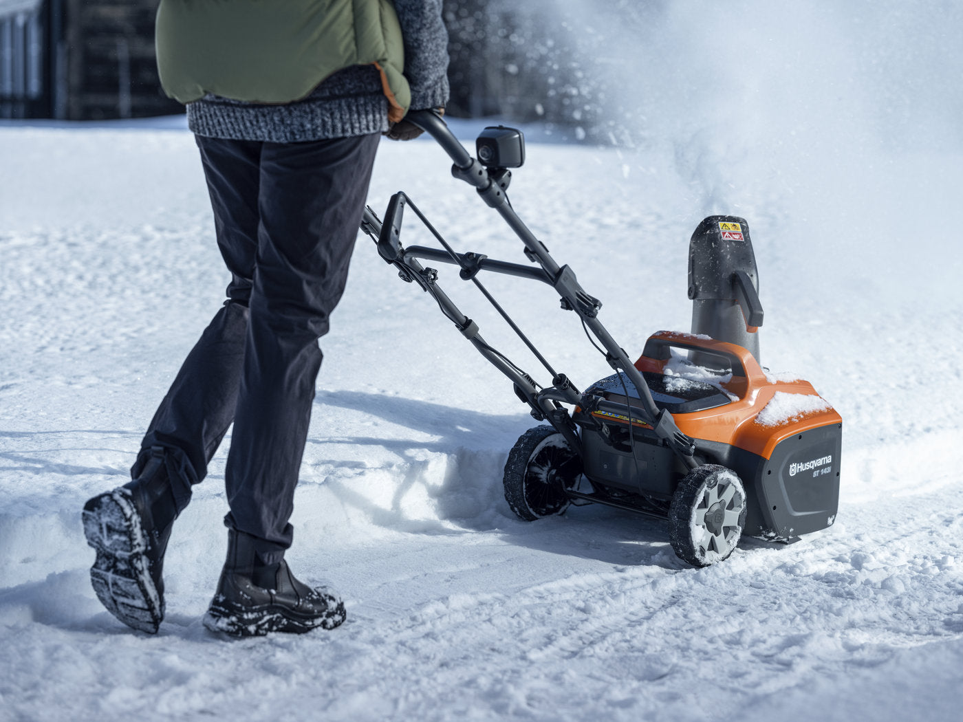 Husqvarna ST 143i akkus hómaró