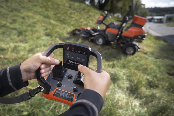 Husqvarna P 524XR EFI Professional rider fűnyíró traktor
