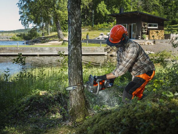 Husqvarna 242i akkus láncfűrész