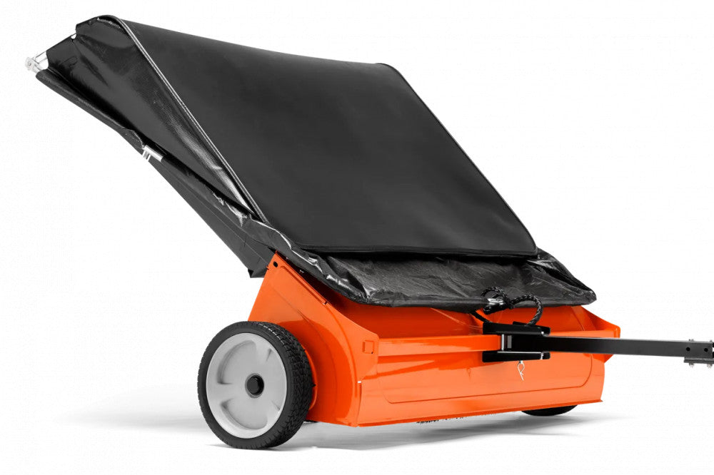 Husqvarna Sweeper 44" fűnyírótraktor seprő tartozék