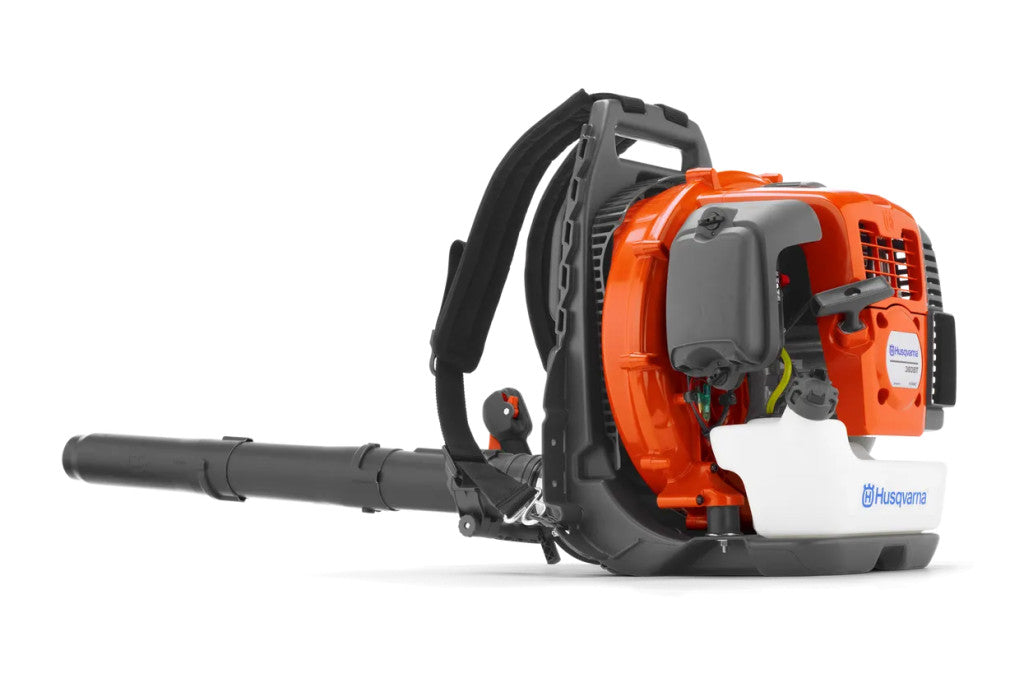 Husqvarna 360BT háti lombfúvó – prémium teljesítmény nagy területekre