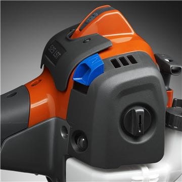  Husqvarna 129R benzines fűkasza háttér nélkül
