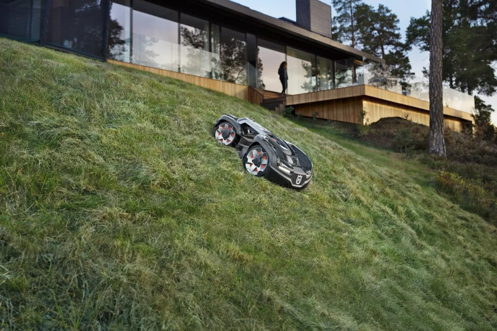 Husqvarna Automower® 435X AWD robotfűnyíró
