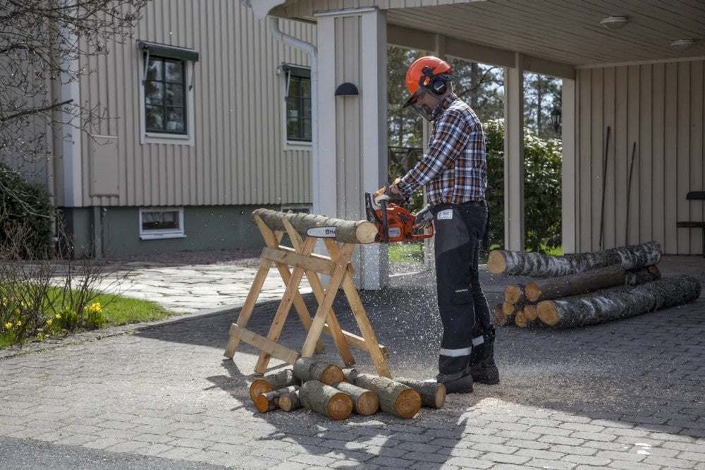Husqvarna 120 Mark ll benzines láncfűrész 14"