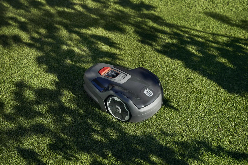 Husqvarna Automower® Aspire R4 robotfűnyíró
