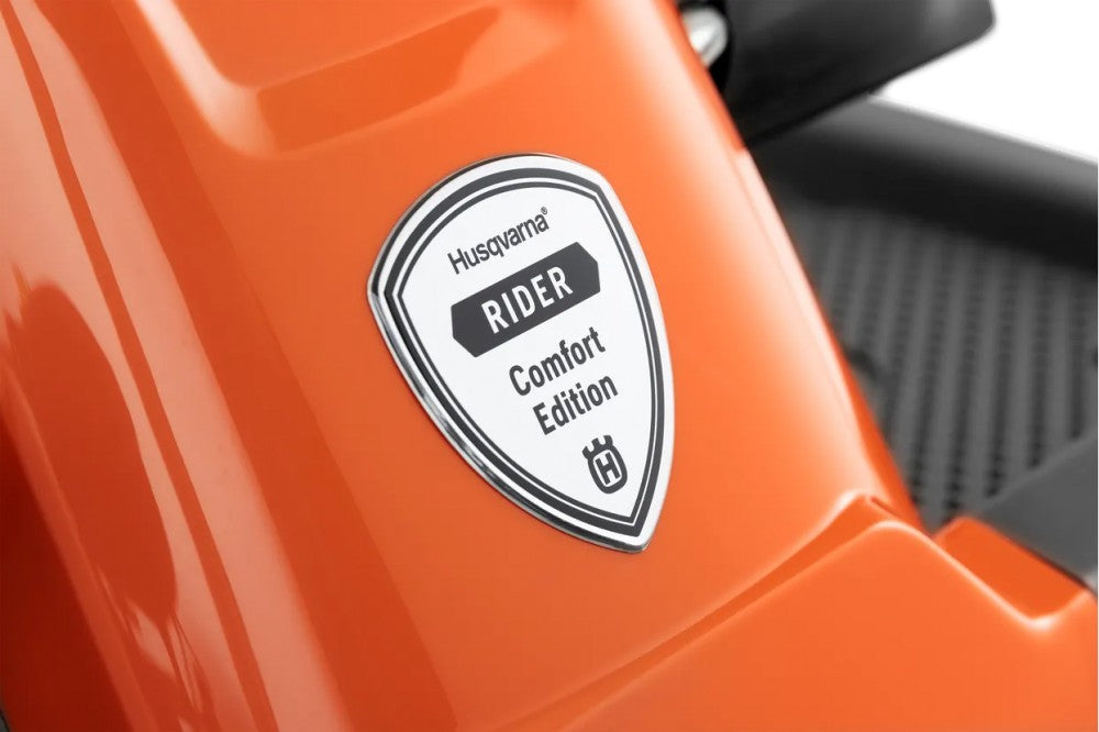 Husqvarna R 214TC Comfort Edition Rider oldalról