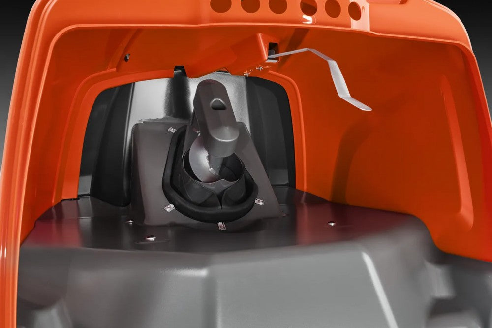 Husqvarna RC 320Ts AWD rider fűnyíró traktor - vágóasztal nélkül