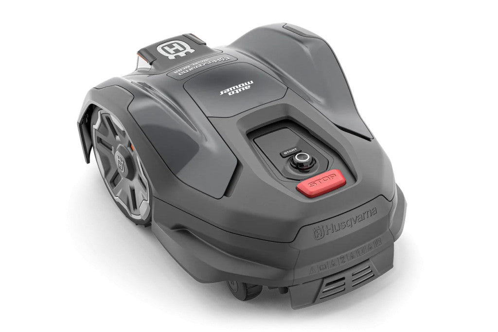  Husqvarna Automower 405XE NERA robotfűnyíró szemből
