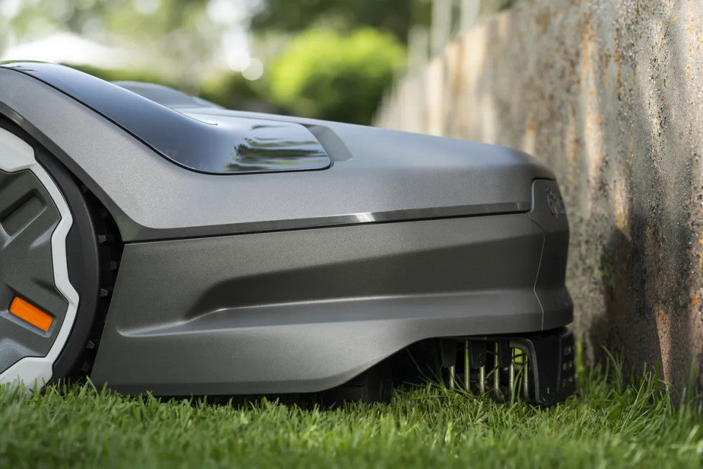  Husqvarna Automower 405XE NERA robotfűnyíró felülről