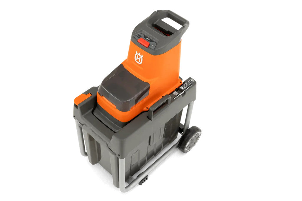 Husqvarna GS 340iS akkumulátoros ágaprító balról