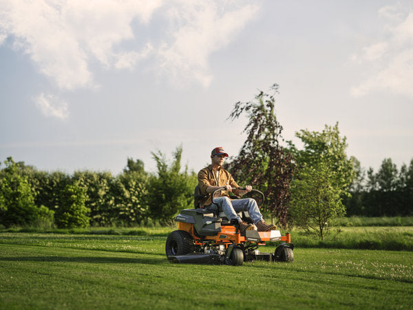 Husqvarna Z342iF Zero Turn kerti traktor - 42" ClearCut