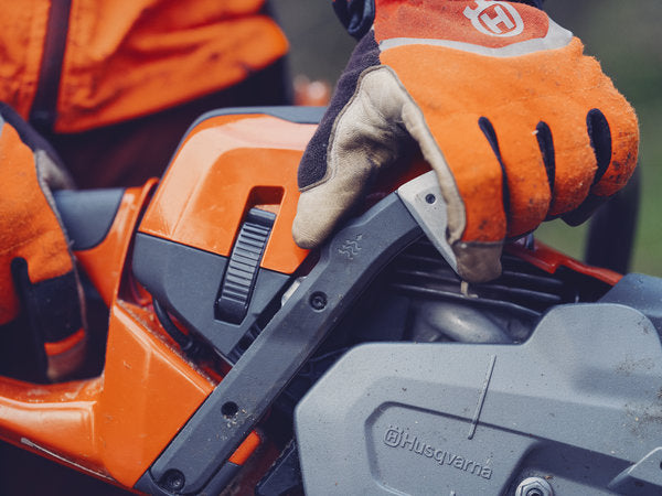 Husqvarna 564 XP G benzines láncfűrész felülnézetből