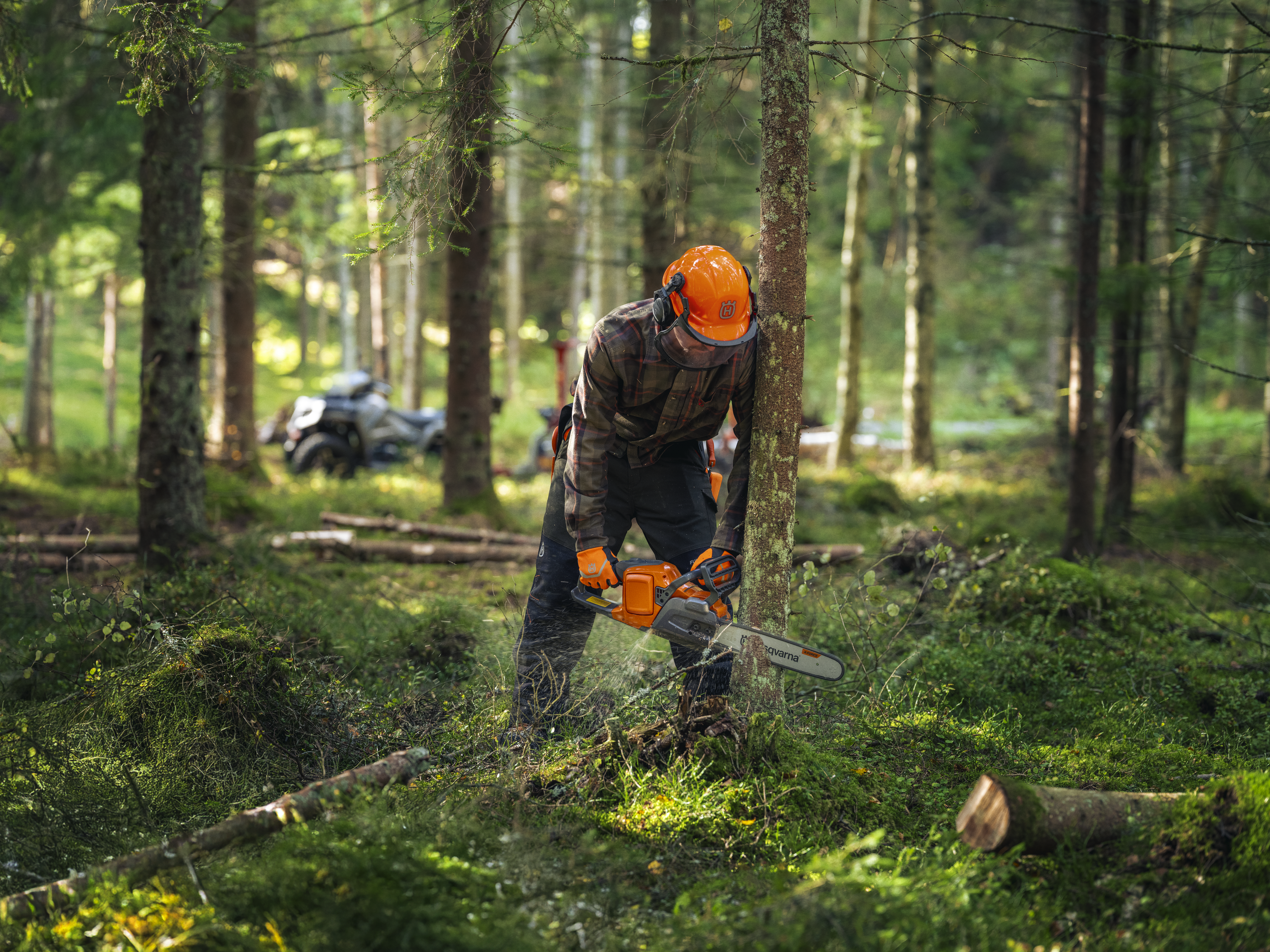 Husqvarna 440i Kit láncfűrész vezetőlemezzel