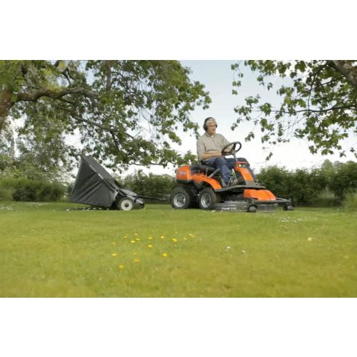 Husqvarna fűnyírótraktor, Sweeper 36"