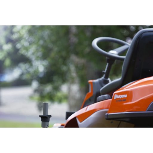 Husqvarna Power 4 – prémium minőségű szintetikus üzemanyag üzemanyag tartályban