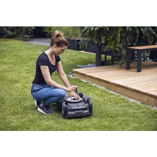Husqvarna Automower 305 robotfűnyíró