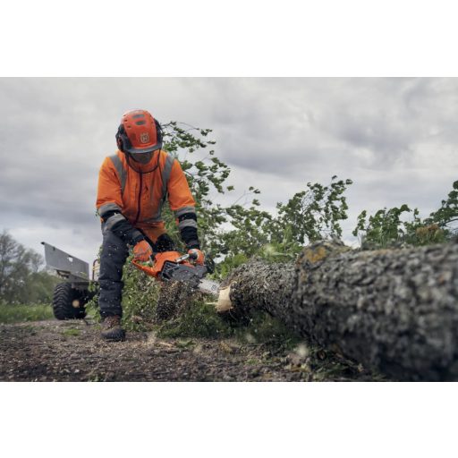 Husqvarna 540 XP® Mark III munka közben