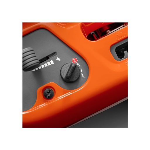 Husqvarna R 214C Rider fűnyíró traktor kezelőfelület