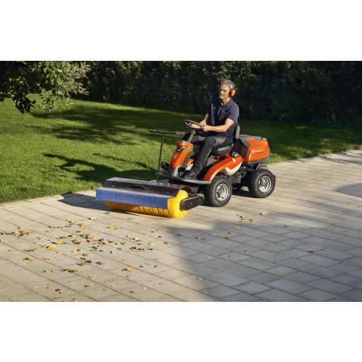 Husqvarna R316TsX AWD, rider fűnyíró traktor, Combi 112cm vágóasztallal