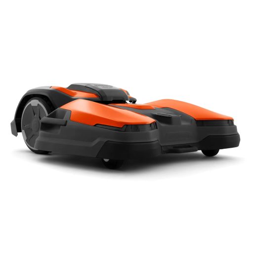 Husqvarna CEORA 544 EPOS robotfűnyíró Razor 43L vágóasztallal háttér nélkül