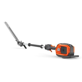 Husqvarna 525iHE3 akkumulátoros sövénynyíró hátulról