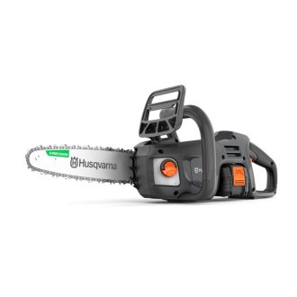 Husqvarna Aspire™ C15X Akkumulátoros Láncfűrész háttér nélkül